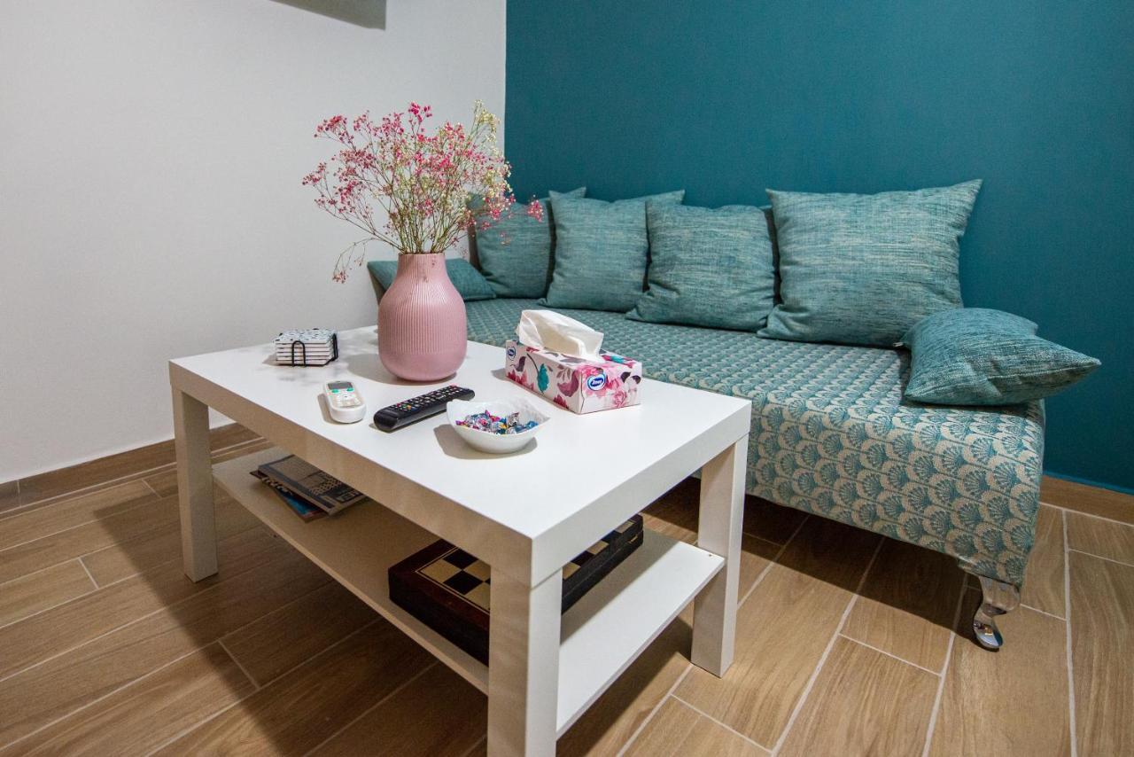 Apartament Efie's *